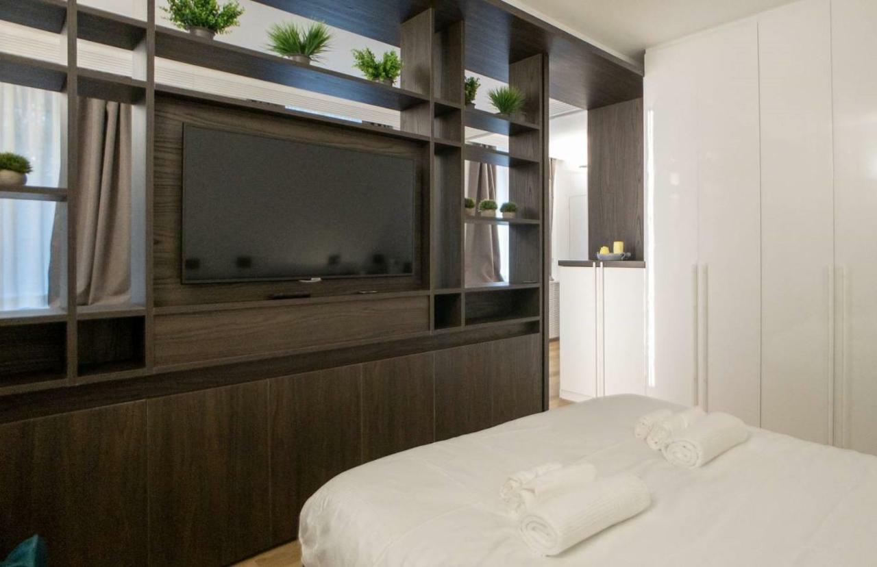 Madonnina Apartment Milan Exterior photo
